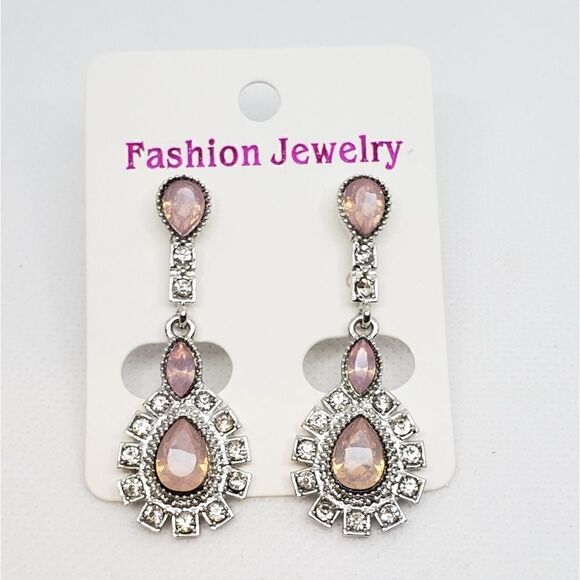 VEYO Milk Pink Drop Earrings Post style - Picture 1 of 4